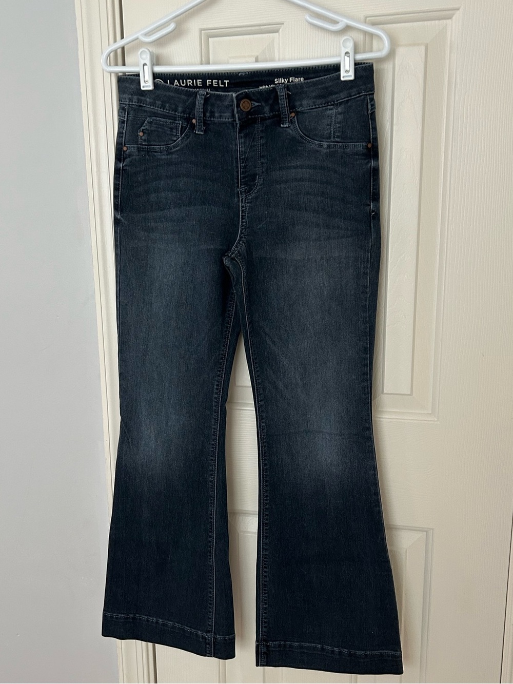 NWOT Laurie Felt Curve Silky Flare Boot Cut Jeans | Flattering, Very Stretchy